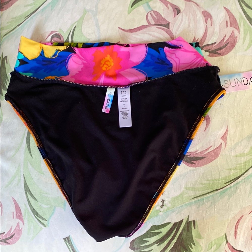 NWT Sundazed  Women's Floral High-Waisted Bikini Bottom - Pink and Black - Picture 6 of 10
